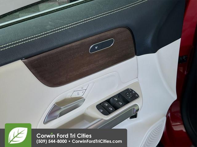 used 2022 Mercedes-Benz GLB 250 car, priced at $25,999