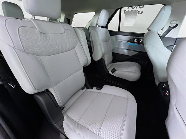 new 2025 Ford Explorer car, priced at $55,179