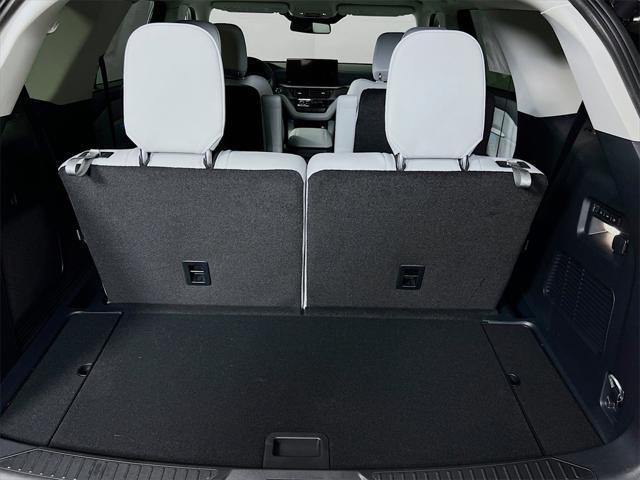 new 2025 Ford Explorer car, priced at $55,179