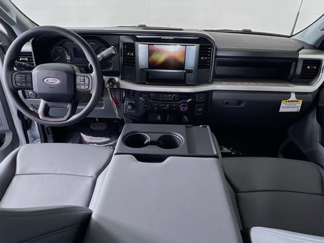 new 2025 Ford F-250 car, priced at $52,253
