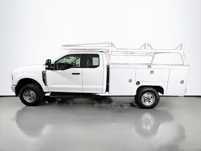 new 2025 Ford F-250 car, priced at $52,253