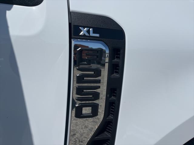 new 2025 Ford F-250 car, priced at $53,470