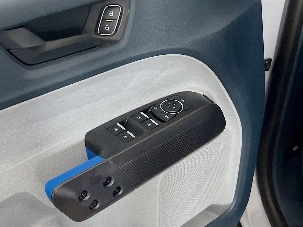 new 2025 Ford Maverick car, priced at $35,772