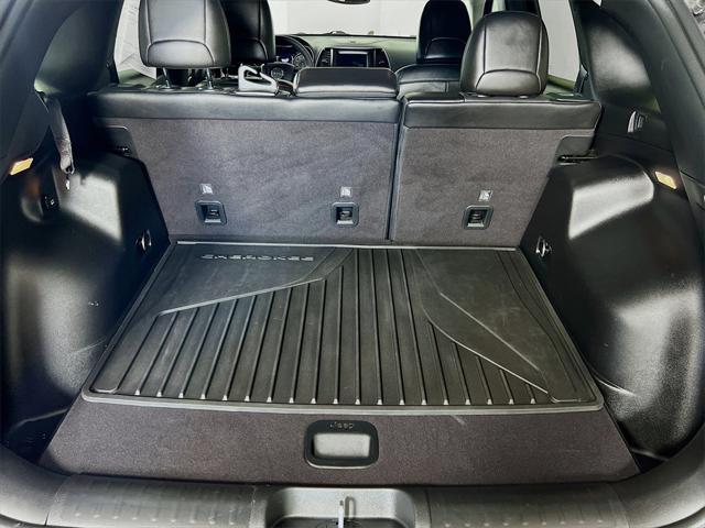 used 2021 Jeep Cherokee car, priced at $23,918