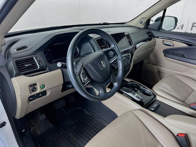 used 2022 Honda Pilot car, priced at $35,676