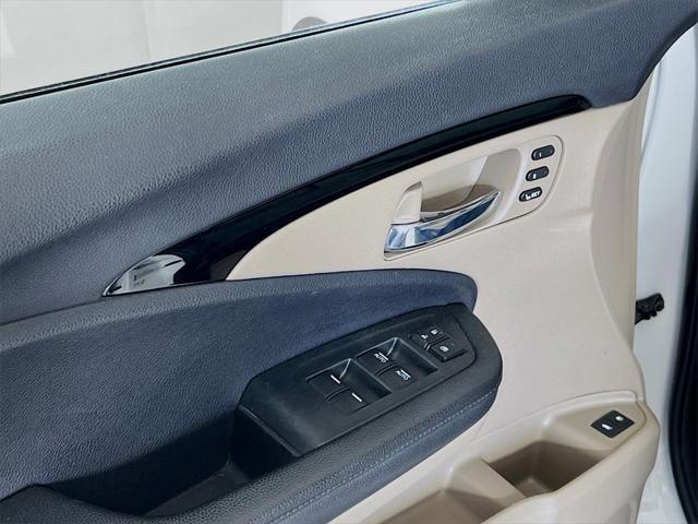 used 2022 Honda Pilot car, priced at $35,676