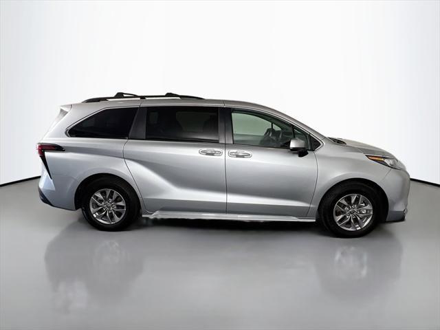 used 2022 Toyota Sienna car, priced at $44,211