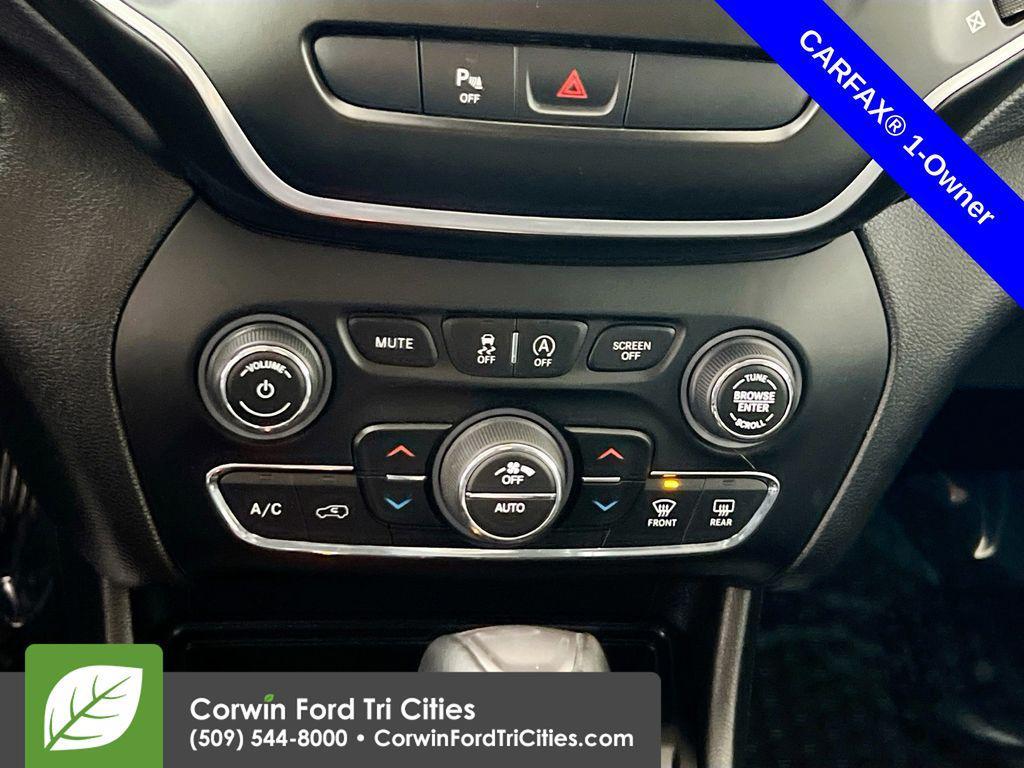 used 2019 Jeep Cherokee car, priced at $18,989