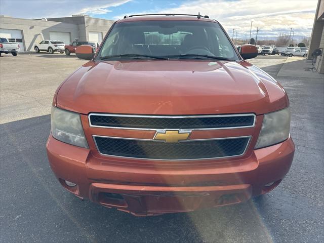 used 2007 Chevrolet Avalanche car, priced at $9,999