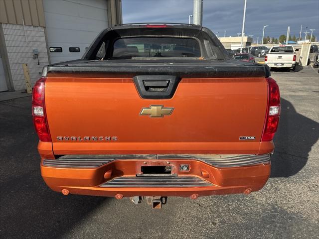 used 2007 Chevrolet Avalanche car, priced at $9,999