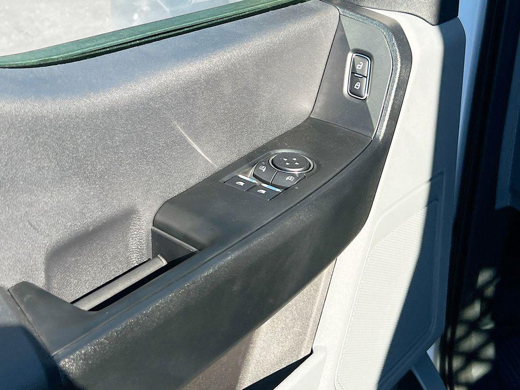 new 2025 Ford F-350 car, priced at $77,121