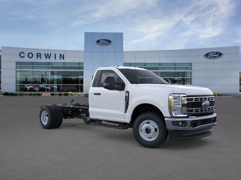 new 2025 Ford F-350 car, priced at $56,574