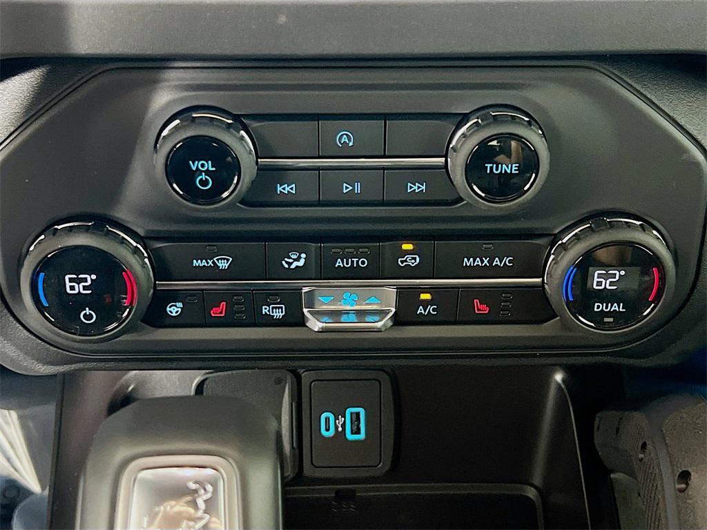 new 2025 Ford Bronco car, priced at $52,374