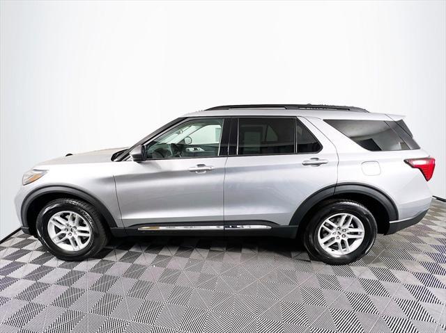 new 2025 Ford Explorer car, priced at $40,757