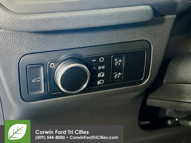 new 2025 Ford Escape car, priced at $30,715
