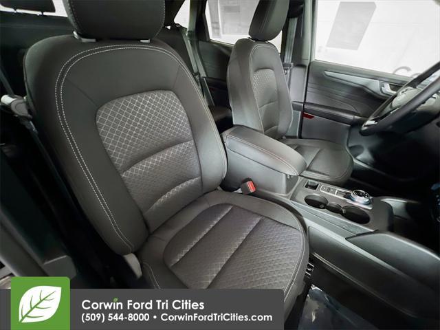 new 2025 Ford Escape car, priced at $30,715