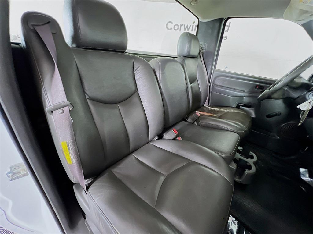 used 2006 Chevrolet Silverado 2500 car, priced at $10,999