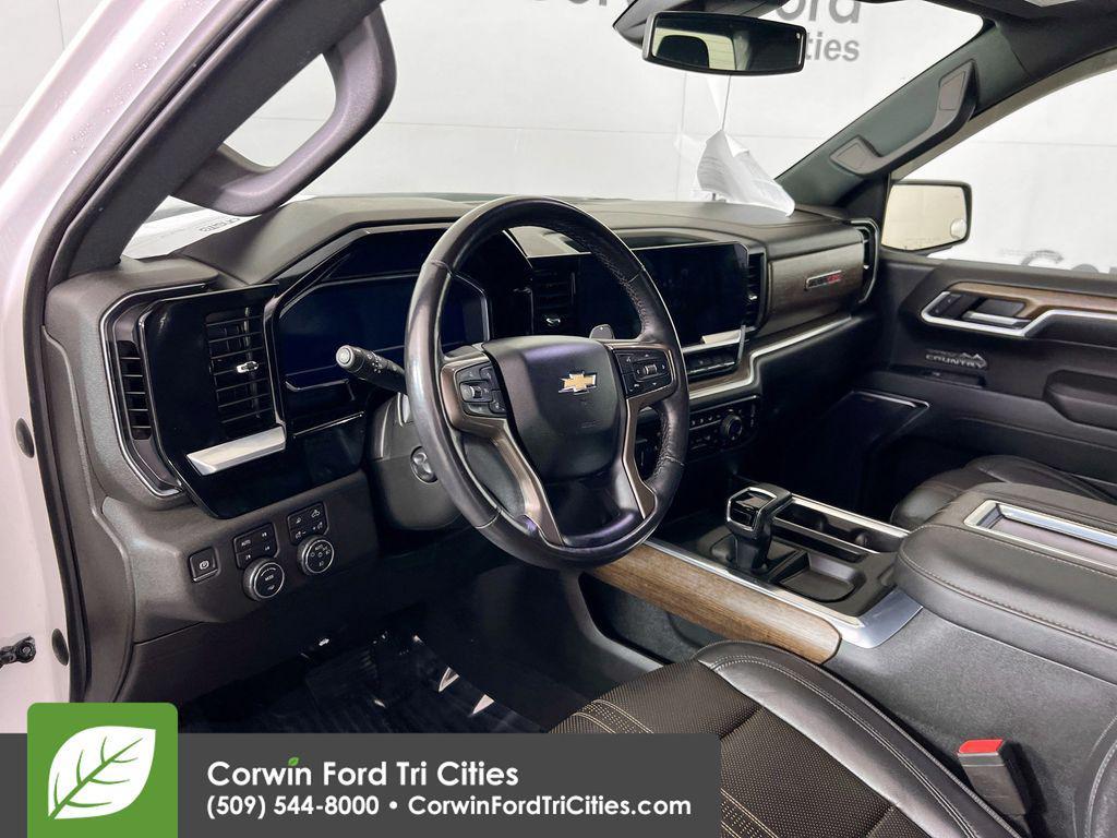 used 2022 Chevrolet Silverado 1500 car, priced at $45,989