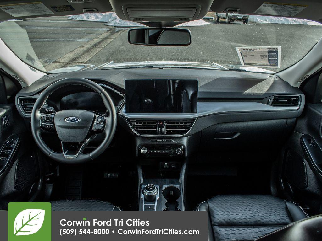 used 2024 Ford Escape car, priced at $29,999