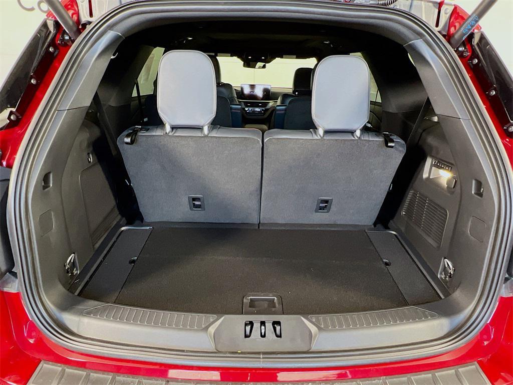 new 2025 Ford Explorer car, priced at $58,428