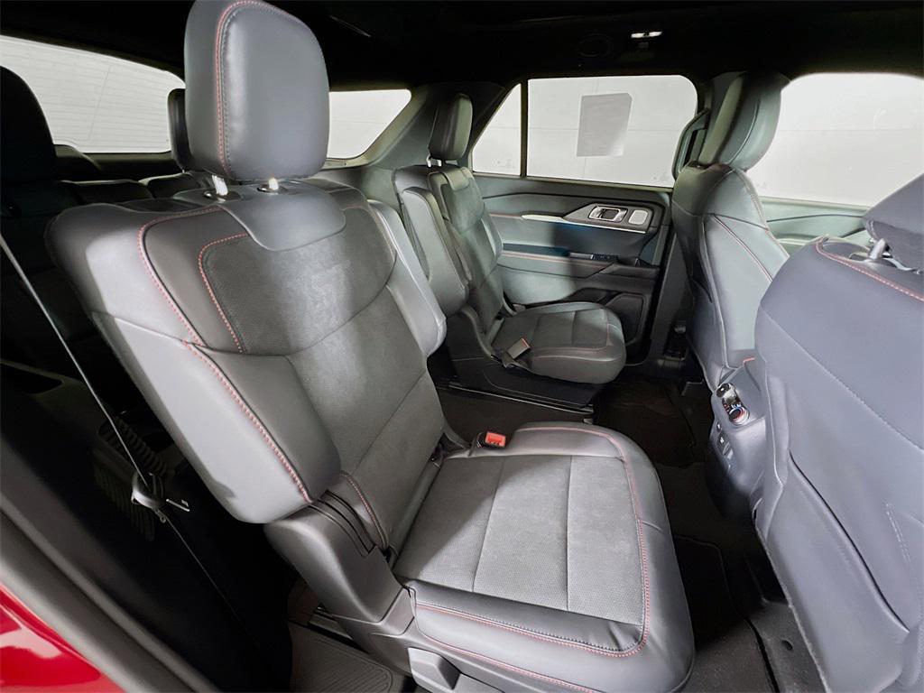 new 2025 Ford Explorer car, priced at $58,428