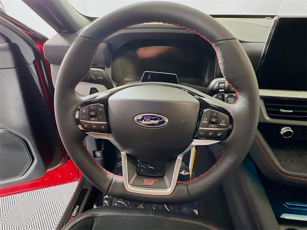 new 2025 Ford Explorer car, priced at $58,428
