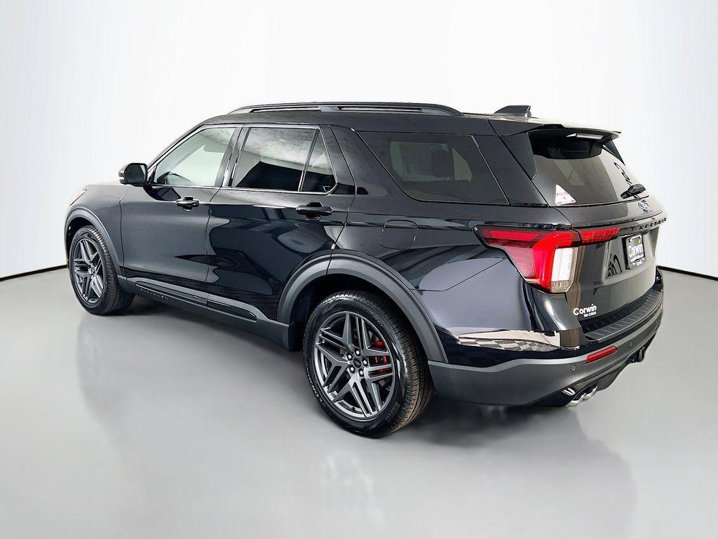 new 2025 Ford Explorer car, priced at $57,963