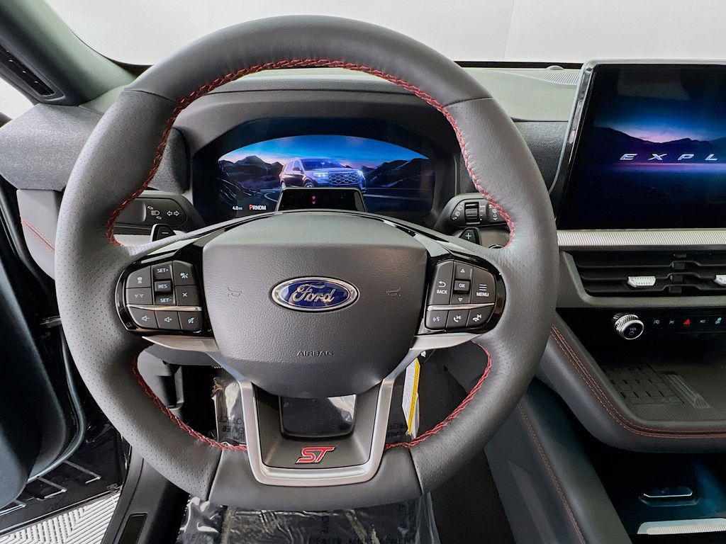 new 2025 Ford Explorer car, priced at $57,963