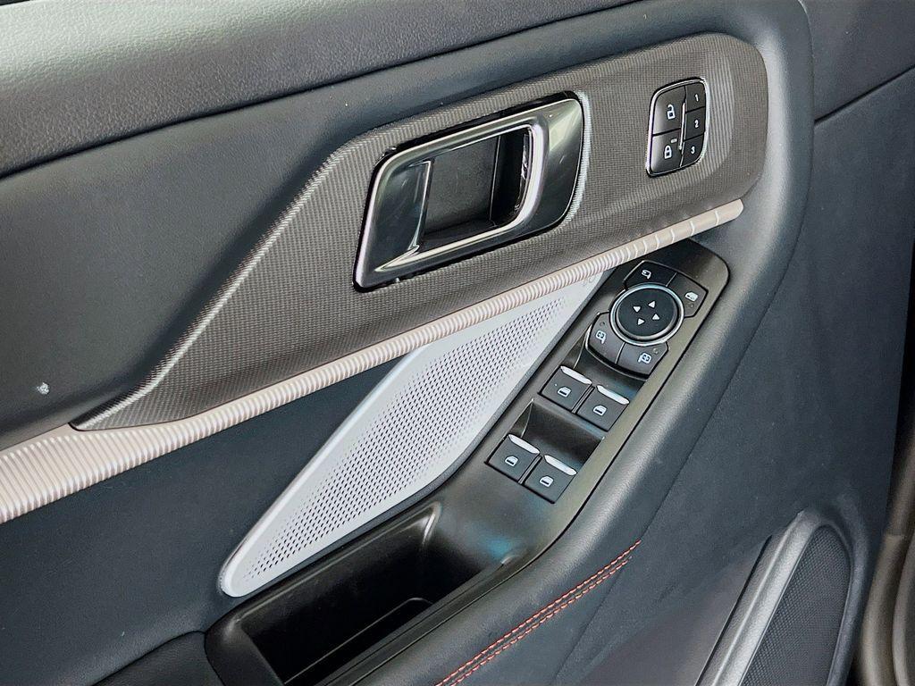 new 2025 Ford Explorer car, priced at $57,963