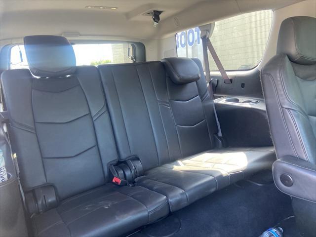 used 2015 Cadillac Escalade ESV car, priced at $27,898