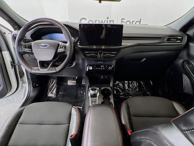 used 2023 Ford Escape car, priced at $28,155