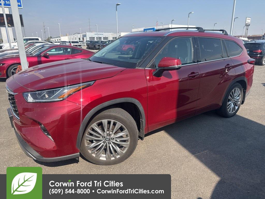 used 2022 Toyota Highlander car