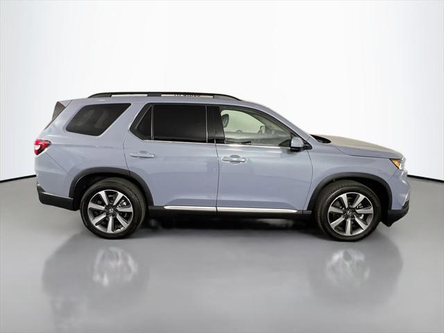 used 2023 Honda Pilot car, priced at $43,353
