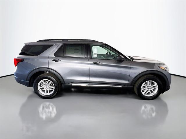 new 2025 Ford Explorer car, priced at $40,656