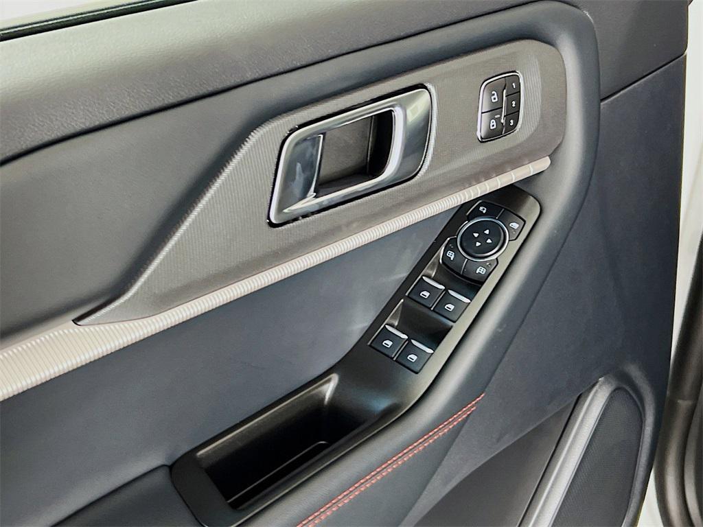 new 2025 Ford Explorer car, priced at $50,439