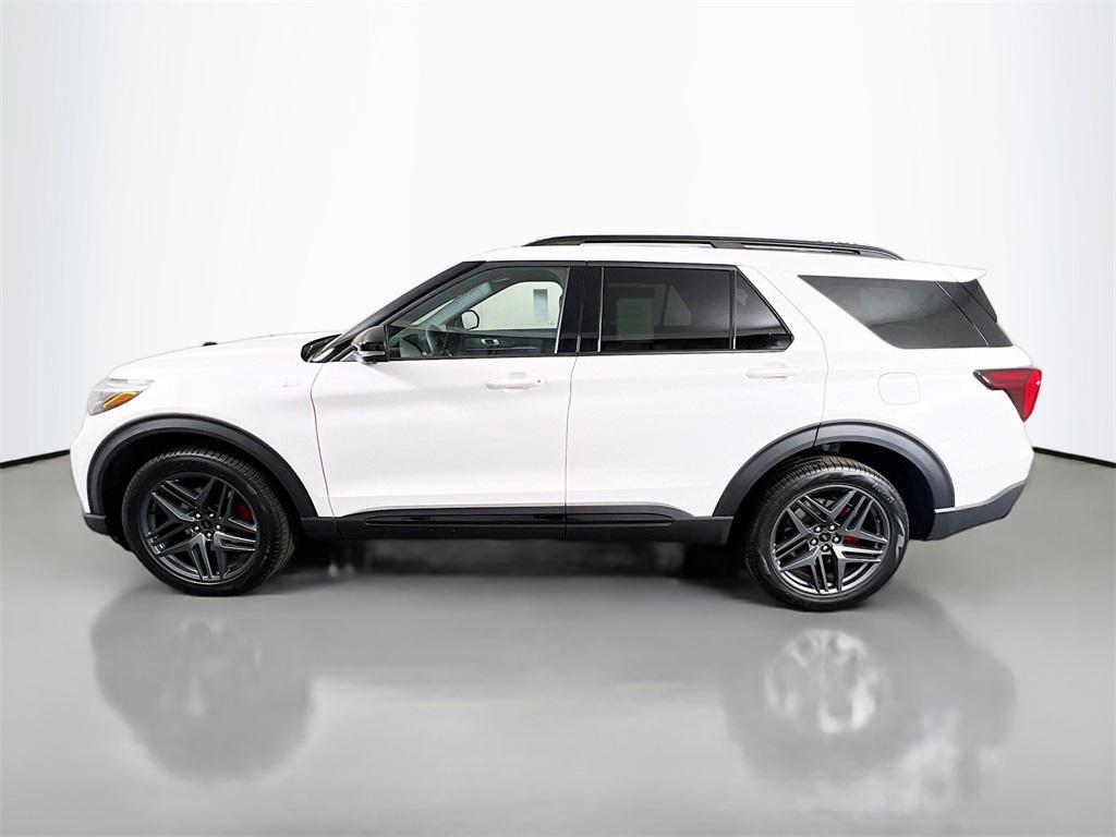 new 2025 Ford Explorer car, priced at $50,439