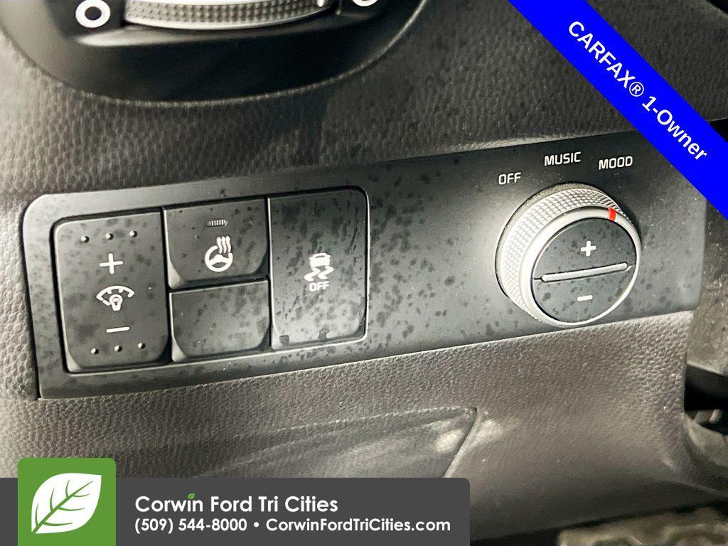 used 2015 Kia Soul car, priced at $10,999