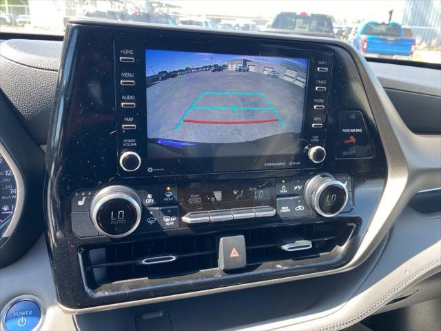 used 2021 Toyota Highlander Hybrid car, priced at $32,500