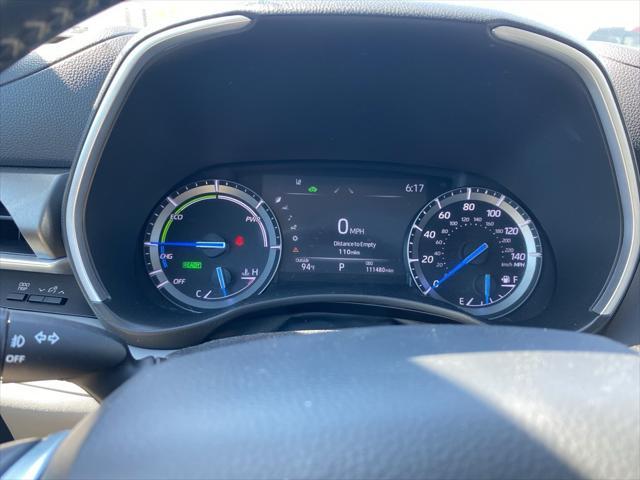 used 2021 Toyota Highlander Hybrid car, priced at $32,500