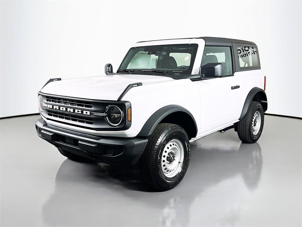 new 2025 Ford Bronco car, priced at $41,646