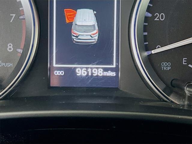used 2018 Toyota Highlander car, priced at $27,761