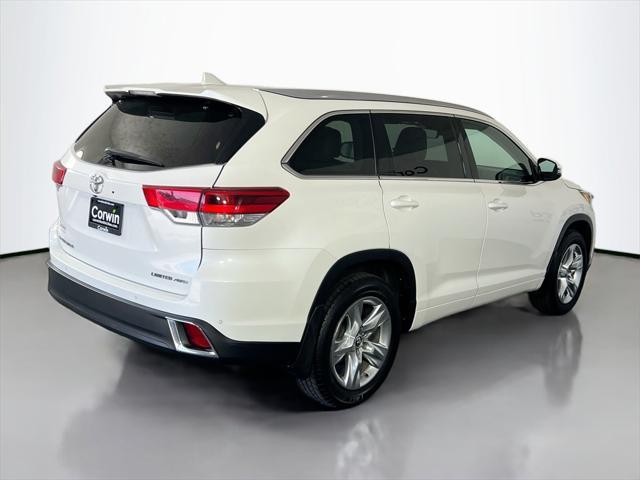 used 2018 Toyota Highlander car, priced at $27,761