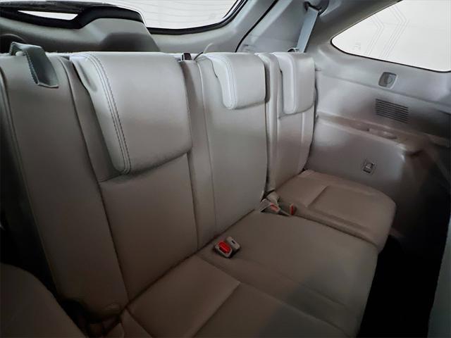 used 2018 Toyota Highlander car, priced at $27,761