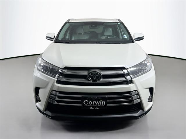 used 2018 Toyota Highlander car, priced at $27,761