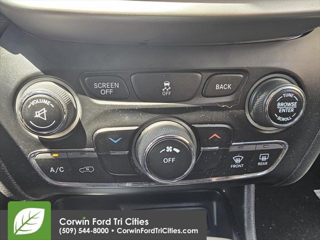 used 2014 Jeep Cherokee car, priced at $9,489