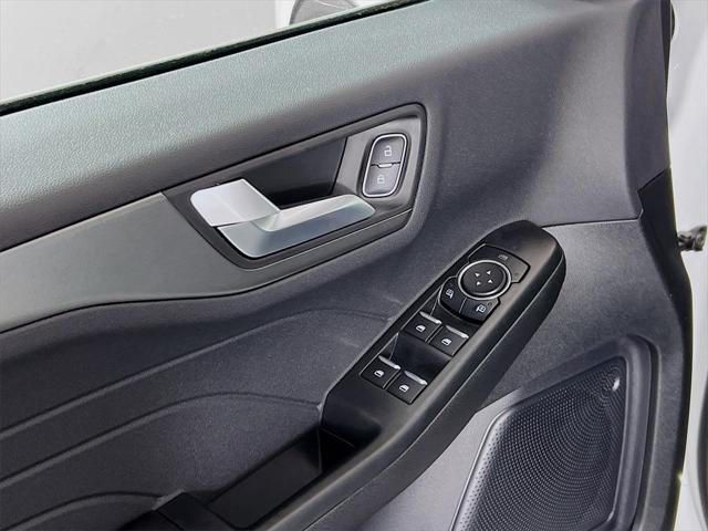 new 2025 Ford Escape PHEV car, priced at $35,345