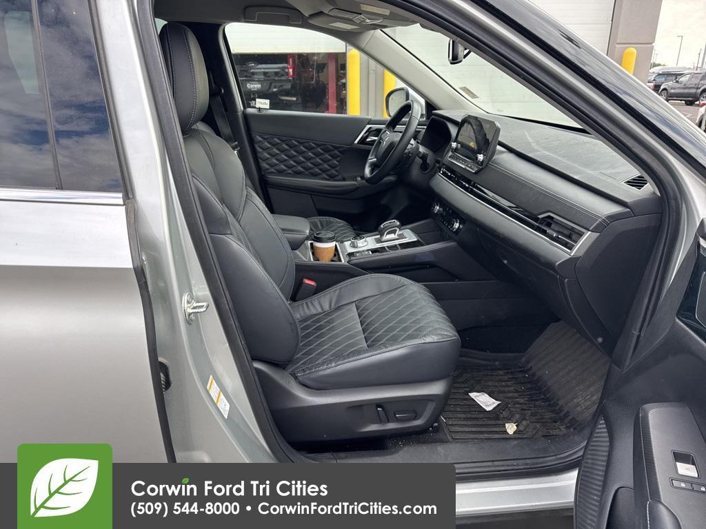 used 2022 Mitsubishi Outlander car, priced at $24,799