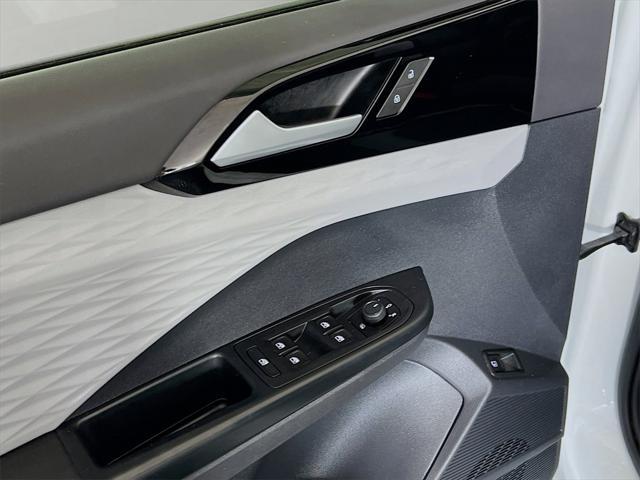 used 2022 Volkswagen Taos car, priced at $20,999