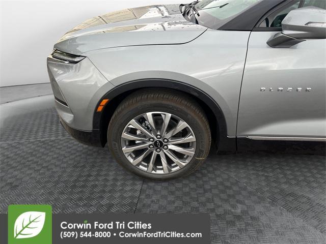 used 2025 Chevrolet Blazer car, priced at $39,999