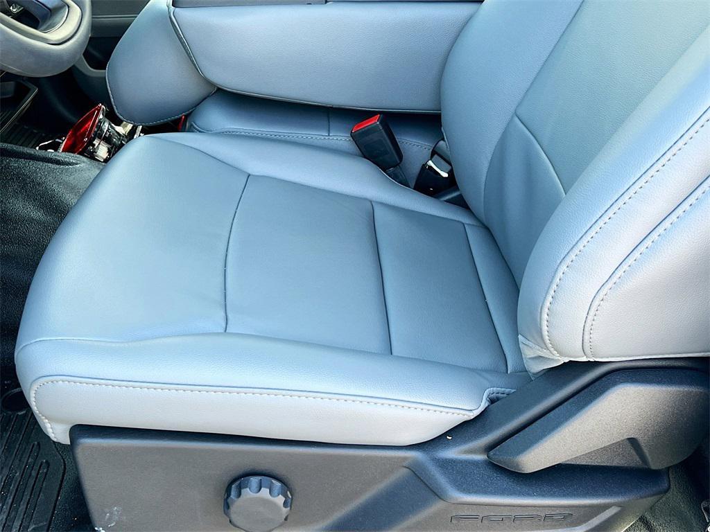 new 2024 Ford F-250 car, priced at $57,850